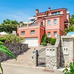 In With Sea View, Balcony, Air Conditioning, Wi-fi Appartement *