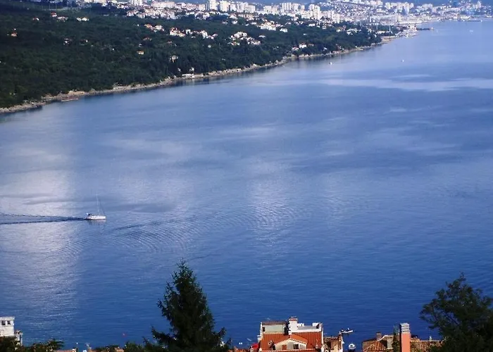 Apartamento In With Sea View, Balcony, Air Conditioning, Wi-fi