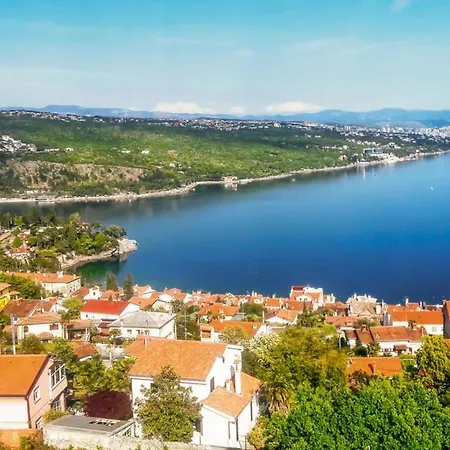 Apartamento In With Sea View, Balcony, Air Conditioning, Wi-fi Opatija