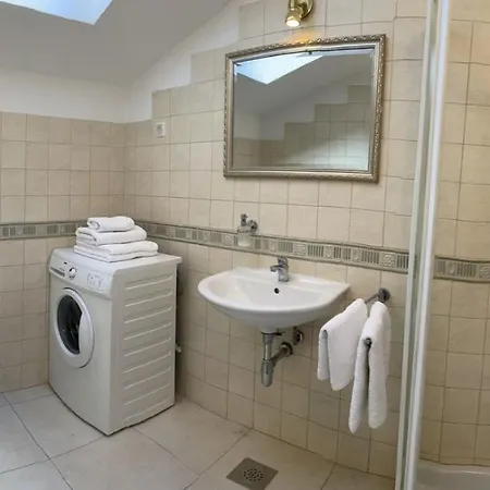 In With Sea View, Balcony, Air Conditioning, Wi-fi Διαμέρισμα