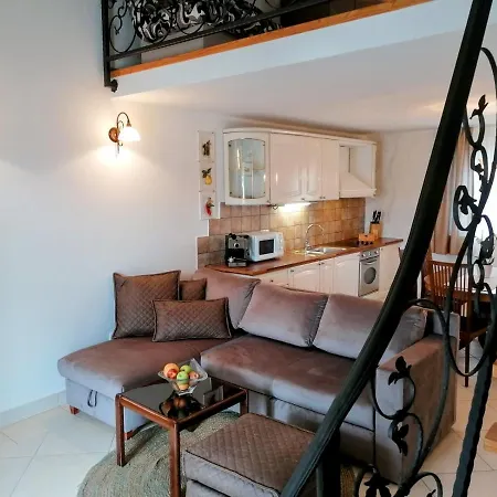 In With Sea View, Balcony, Air Conditioning, Wi-fi * Οπατία