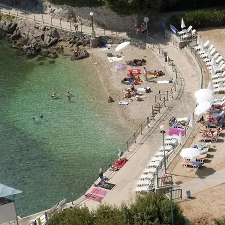 Lejlighed In With Sea View, Balcony, Air Conditioning, Wi-fi Opatija