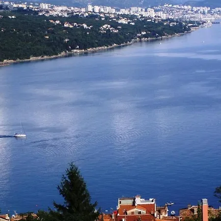 Lejlighed In With Sea View, Balcony, Air Conditioning, Wi-fi